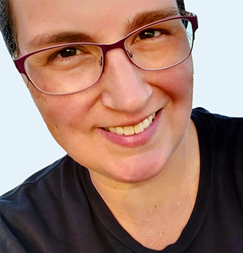 Laurie Monks 366×352